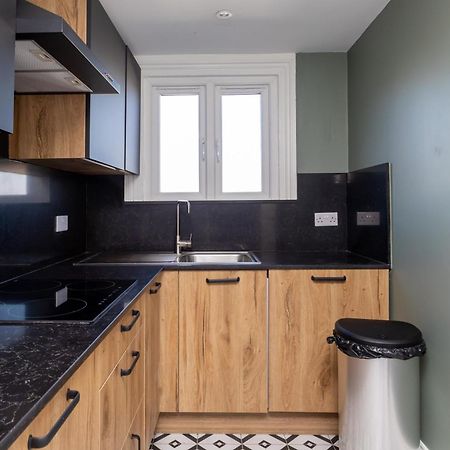 Spacious & Pristine 2Bd Flat - Balham Daire Londra Dış mekan fotoğraf