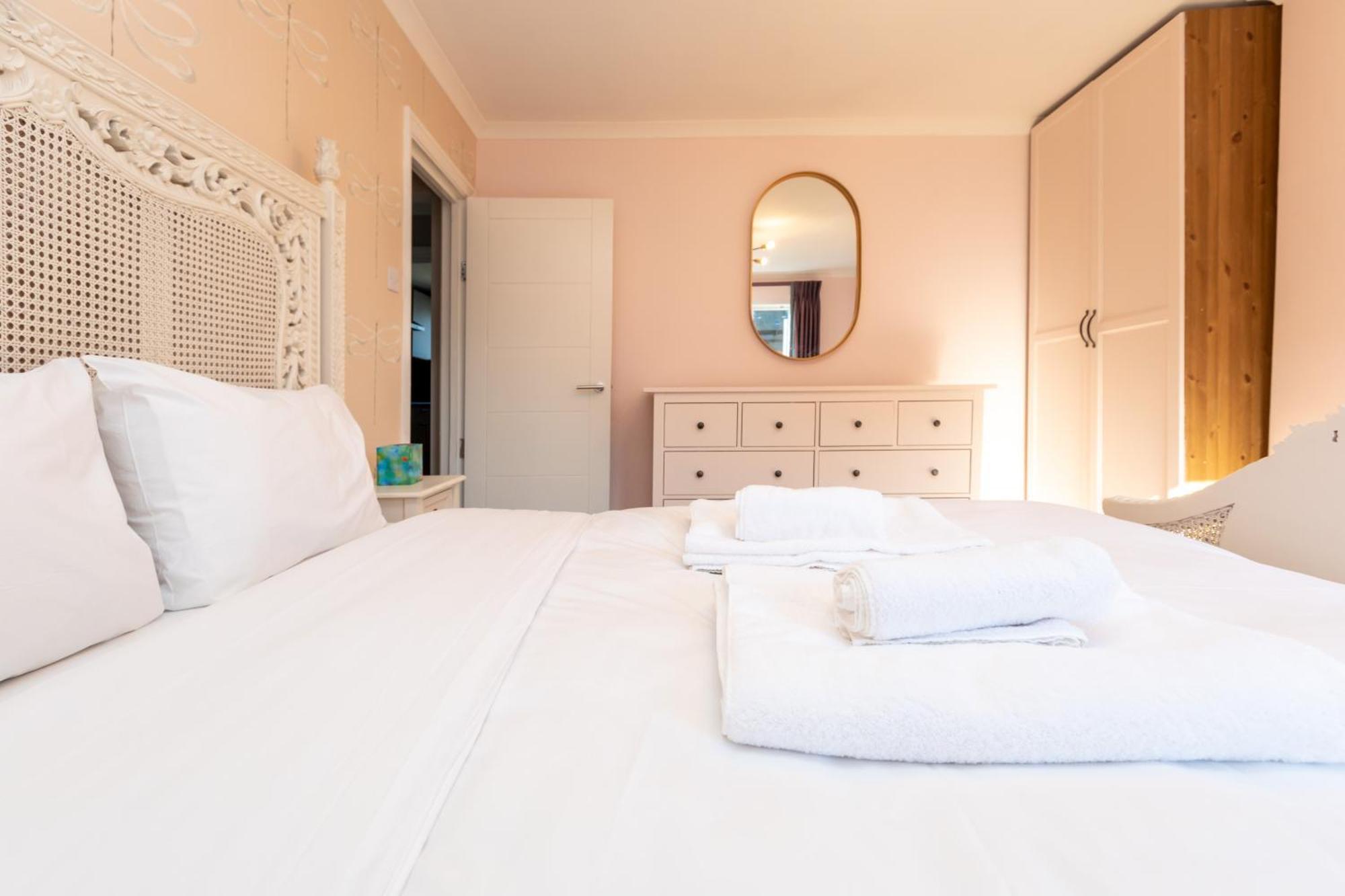 Spacious & Pristine 2Bd Flat - Balham Daire Londra Dış mekan fotoğraf